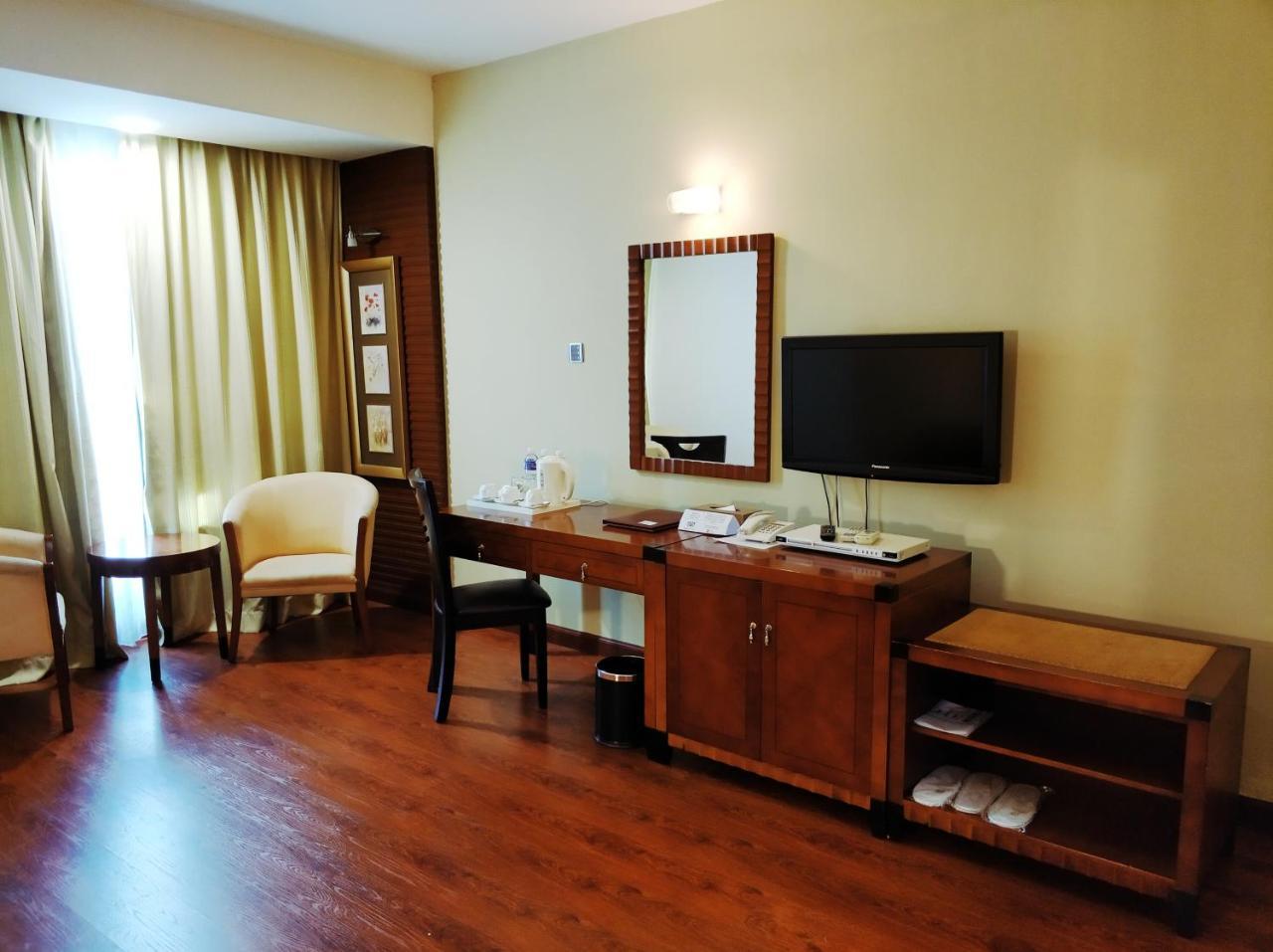 Celyn Hotel City Mall Kota Kinabalu Exterior photo